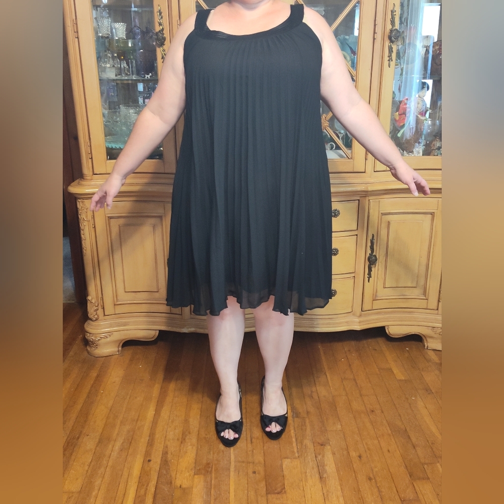 Signature by Robbie Bee, black pleated swing dress. 20W